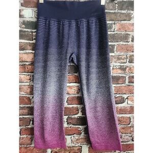 Brooks Womens Running Leggings Cropped‎ Ombre Striped Small Capri Yoga Leggings